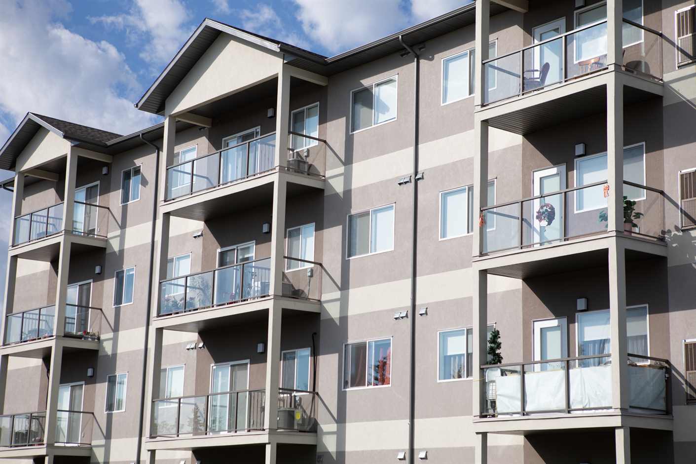 1178 Jefferson Top Electricians Winnipeg MB Powertec Electric Inc.