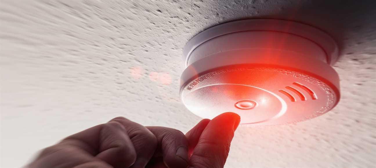 battery powered vs hardwired smoke alarms