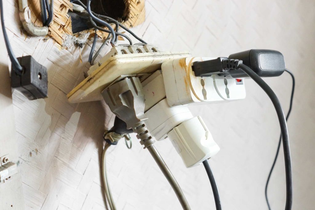 damaged power cord